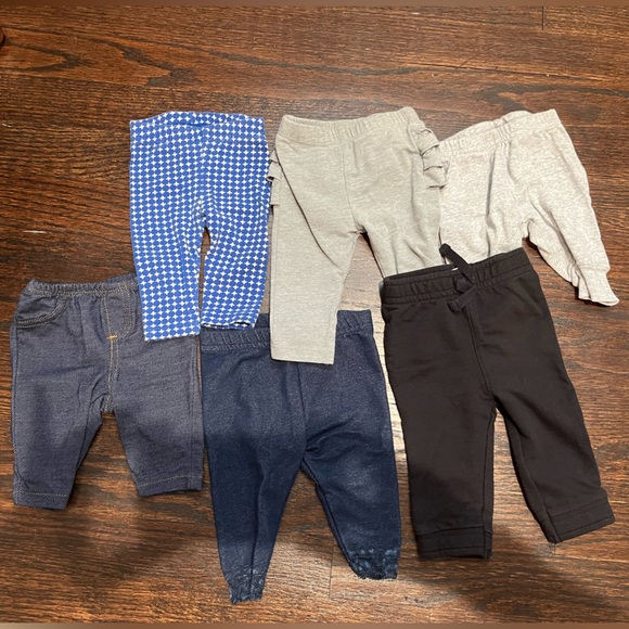 14 pairs of newborn / 0-3 pants - Picture 3 of 4